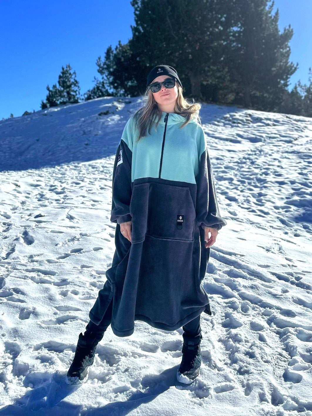 Poncho polar 'Aquamarine/Graphite' PRE ORDER