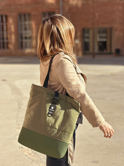Bolso acolchado con malla 3D 'Olive root'